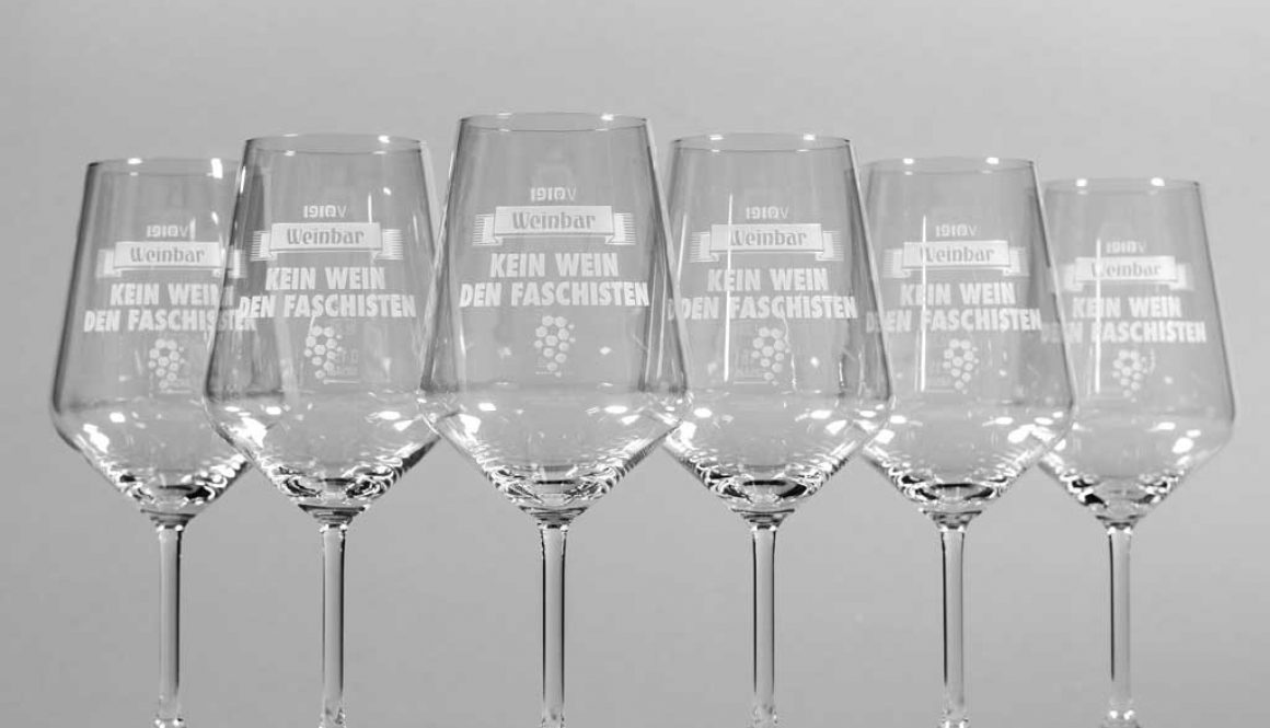 Weingläser Weinbar Kein Wein den Faschisten