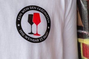 KWDF Merch mit Haltung 4 - Sabrina Adeline Nagel SAH_3952Q KWDF Merch mit Haltung 4 - Sabrina Adeline Nagel SAH_3952Q